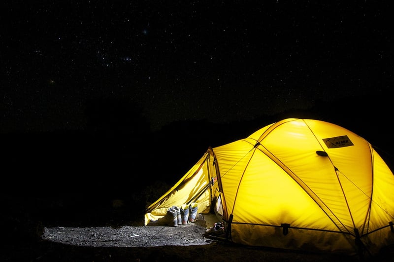 Serra Cafema Camp